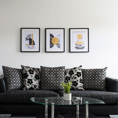 2 Bedroom Apartment Leamington Spa Hosted By Golden Key Lillington  Exterior foto